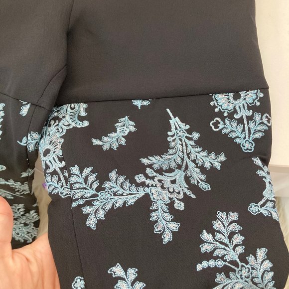 CINQ À SEPT Floral Print Skinny Leg Pants - Picture 5 of 7